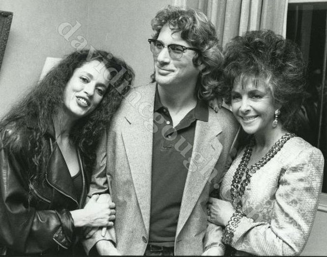 Richard Gere, Elizabeth Taylor, Sonia Braga 1987  NYC.jpg
